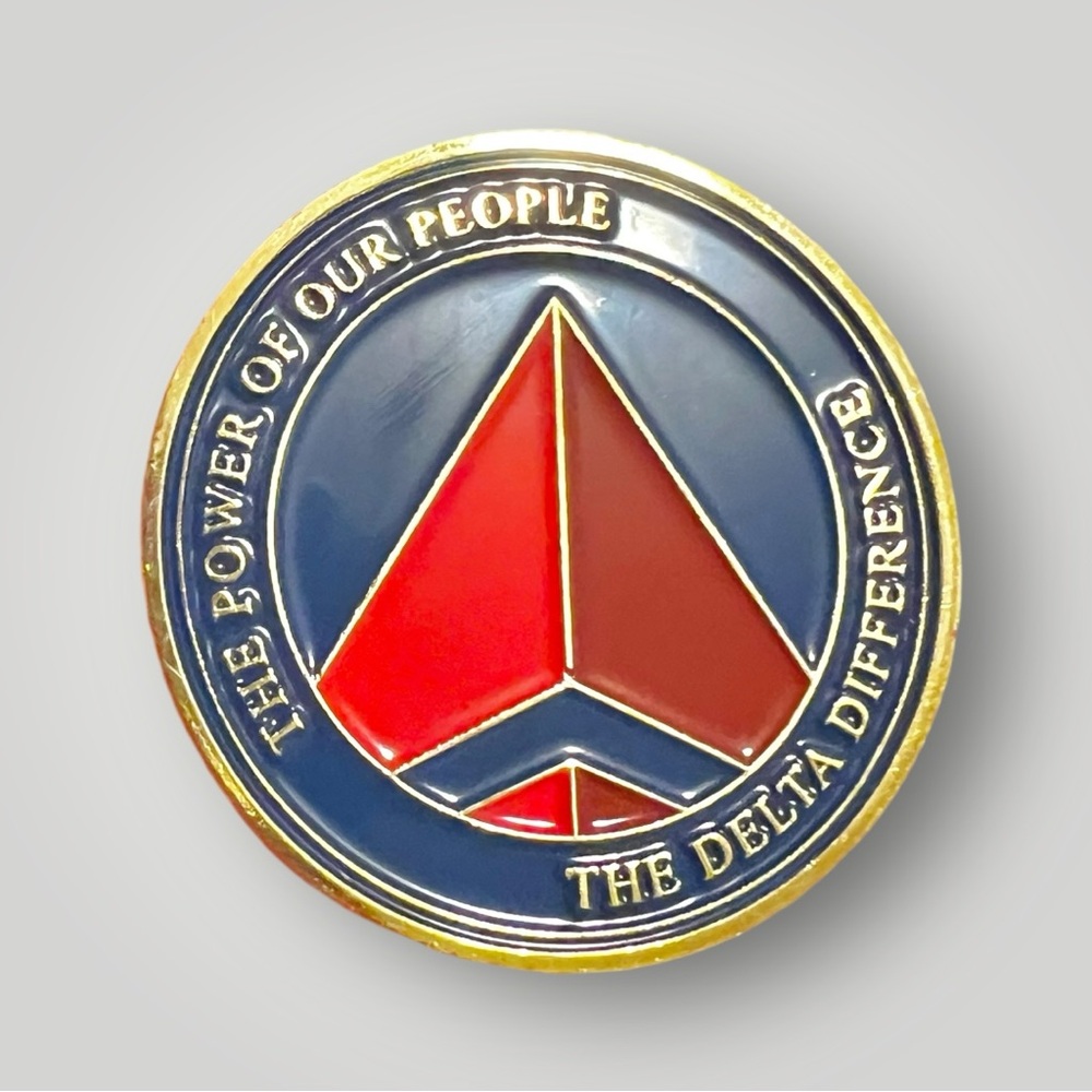 Delta Air Lines J.D. Power Award Challenge Coin Metal Medal Collectible New